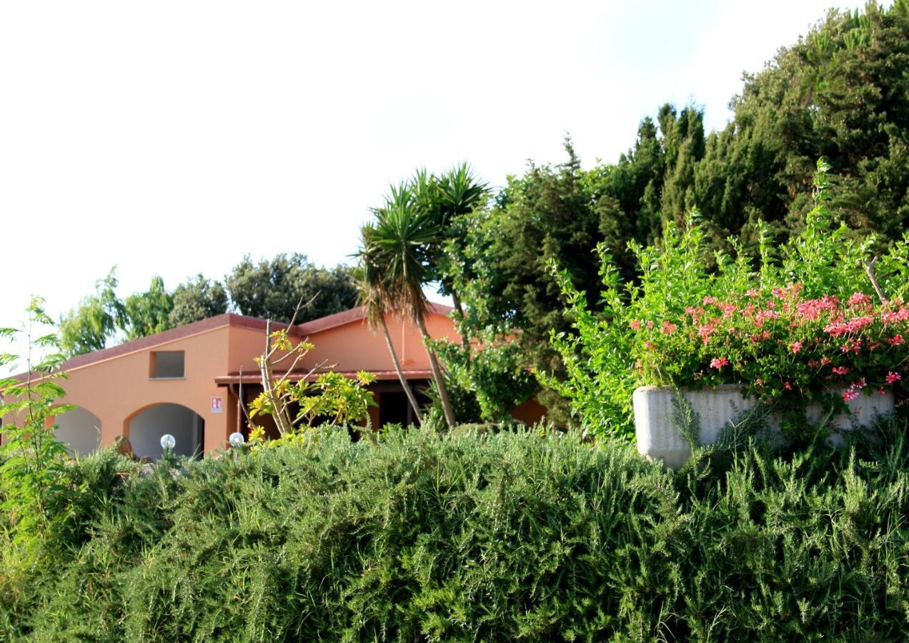 Agriturismo Da Pina Porto Conte Exteriör bild
